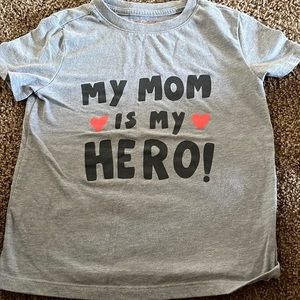 Cat&jack “my mom is my hero” shirt- size XS 4/5
